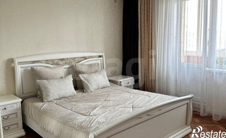 3-комн квартира улица Монакова, 33,  д. 33