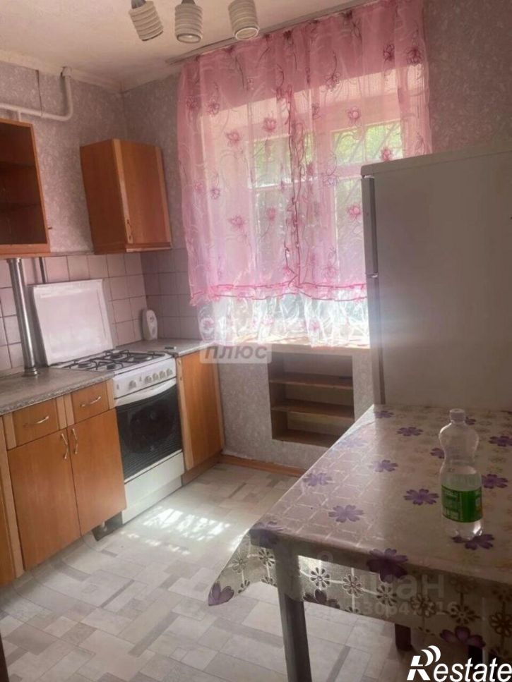 2-комн квартира поселок Аэропорт, 8,  д. 8