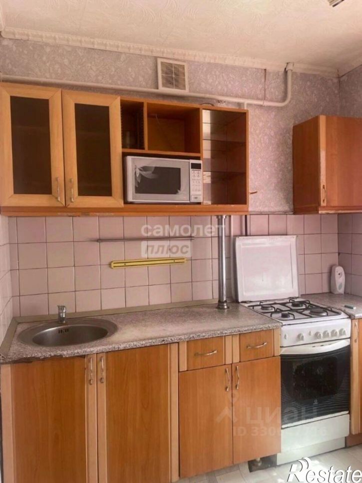 2-комн квартира поселок Аэропорт, 8,  д. 8
