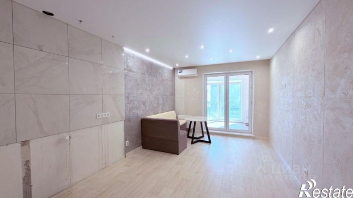 3-комн квартира Ереванская улица, 35,  д. 35