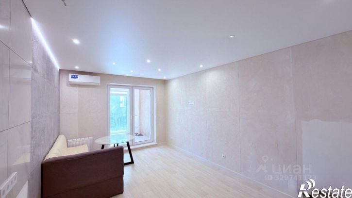3-комн квартира Ереванская улица, 35,  д. 35