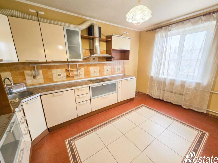 3-комн квартира улица Доватора, 42В,  д. 42В