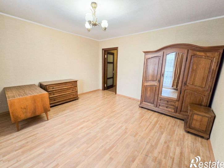 3-комн квартира улица Доватора, 42В,  д. 42В