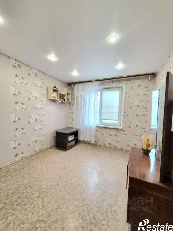 2-комн квартира улица Косарева, 52,  д. 52