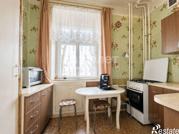 3-комн квартира ул Барбюса, 3,  д. 3
