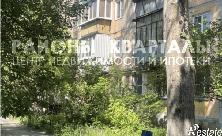 2-комн квартира улица Дзержинского, 107,  д. 107