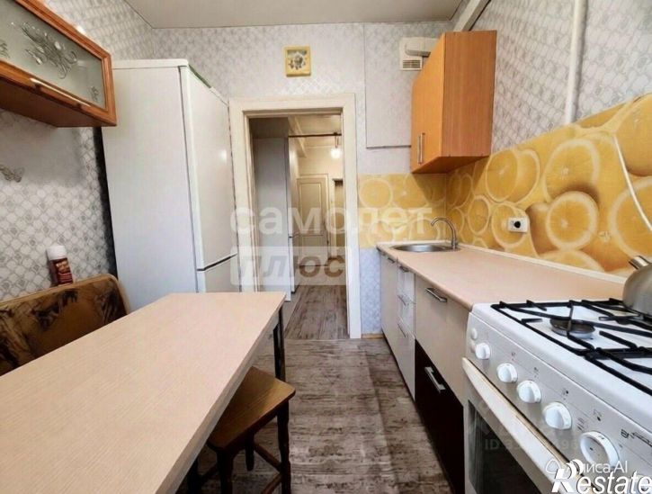 2-комн квартира улица Крылова, 3,  д. 3