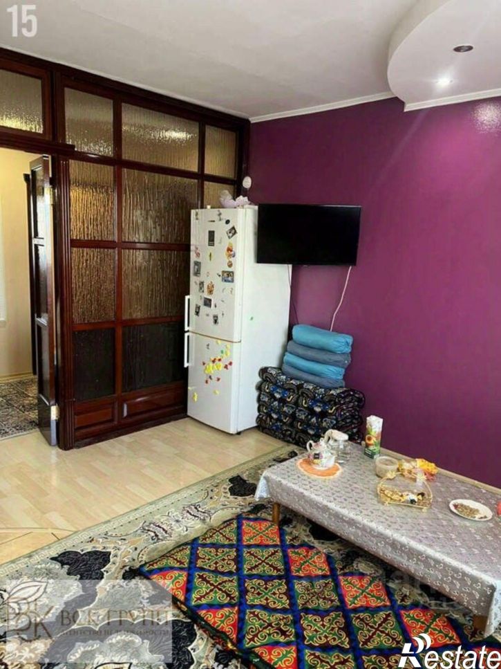 4-комн квартира улица Чичерина, 33В,  д. 33В