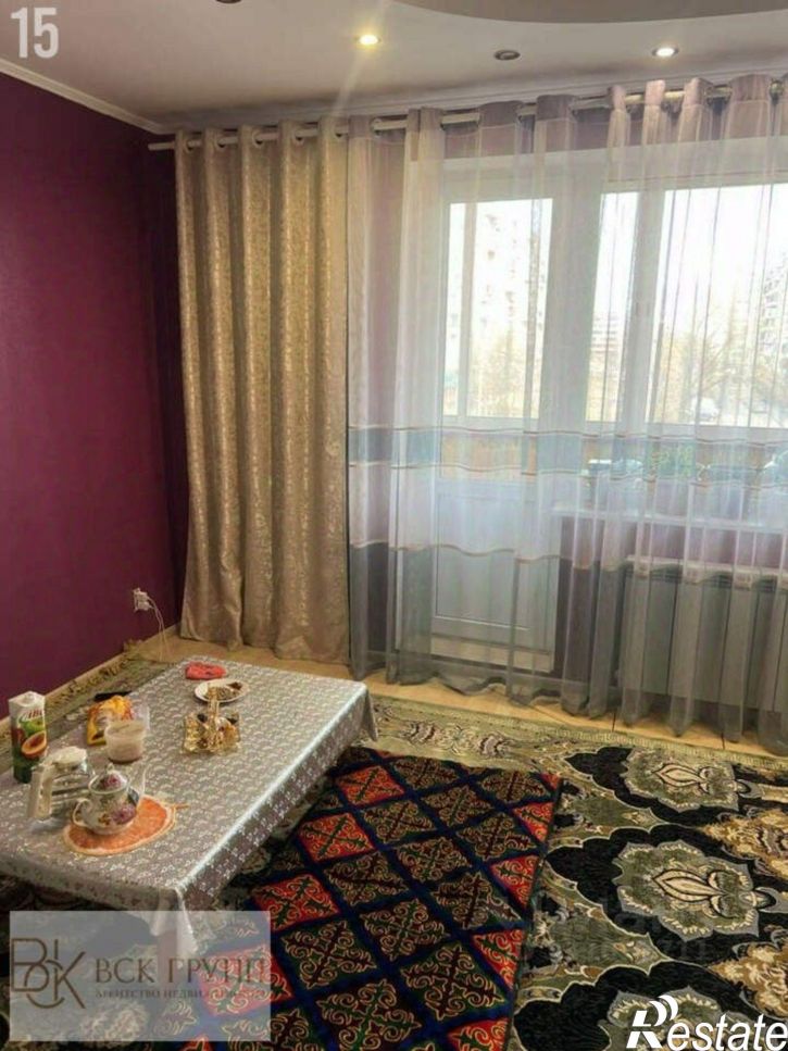 4-комн квартира улица Чичерина, 33В,  д. 33В