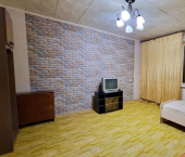 комната 60 кв м улица Братьев Кашириных, 138