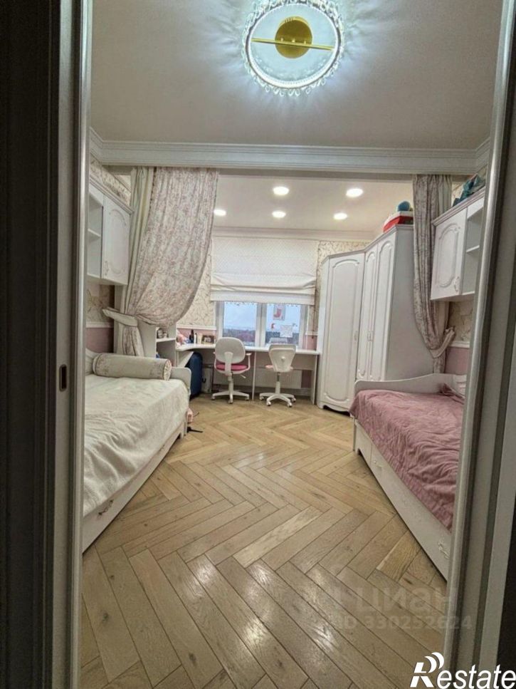 3-комн квартира ул Лесопарковая, 8,  д. 8
