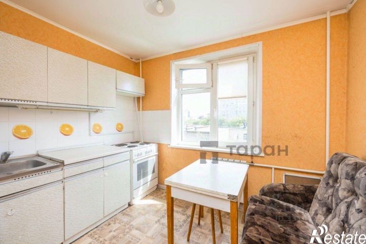 2-комн квартира Каслинская улица, 19В,  д. 19В