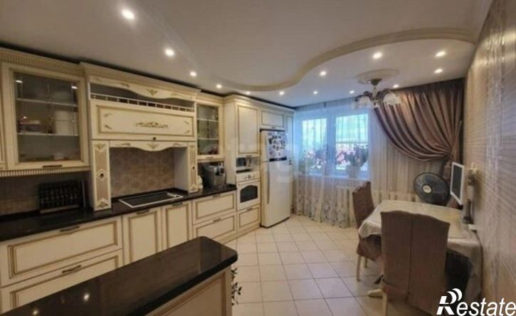 4-комн квартира ул Цвиллинга, 88,  д. 88