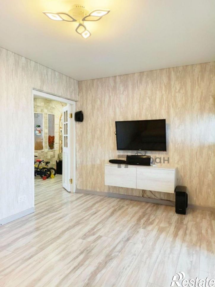 3-комн квартира Российская улица, 61А,  д. 61А