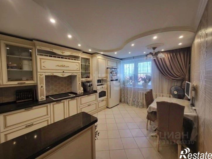 4-комн квартира ул Цвиллинга, 88,  д. 88