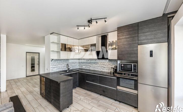 3-комн квартира пр-кт Победы, 382А,  д. 382А