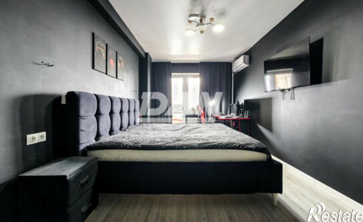 3-комн квартира пр-кт Победы, 382А,  д. 382А