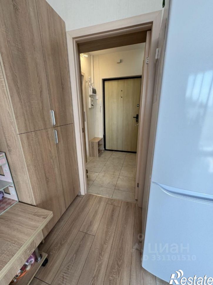 2-комн квартира улица Архитектора Александрова, 10,  д. 10