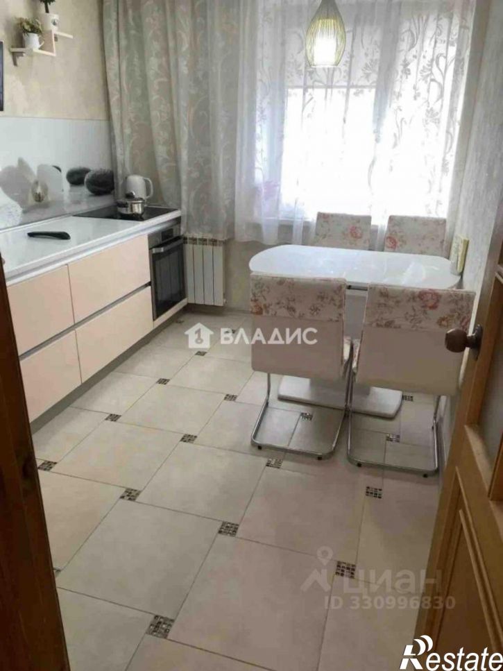 3-комн квартира улица Цвиллинга, 61А,  д. 61А