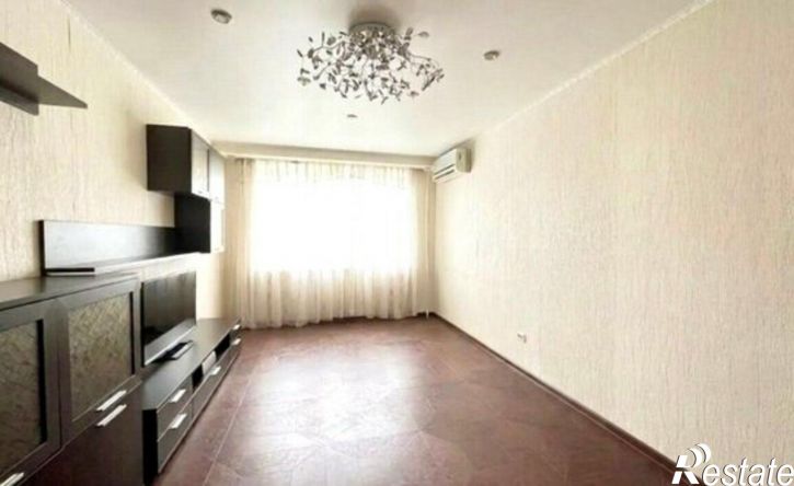 3-комн квартира улица 3 Интернационала, 117,  д. 117
