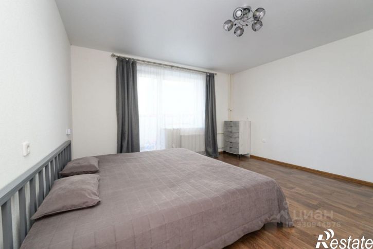 2-комн квартира улица Дмитрия Неаполитанова, 28,  д. 28