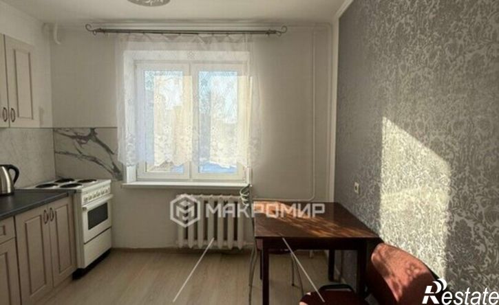 2-комн квартира улица Комарова, 133Б,  д. 133Б