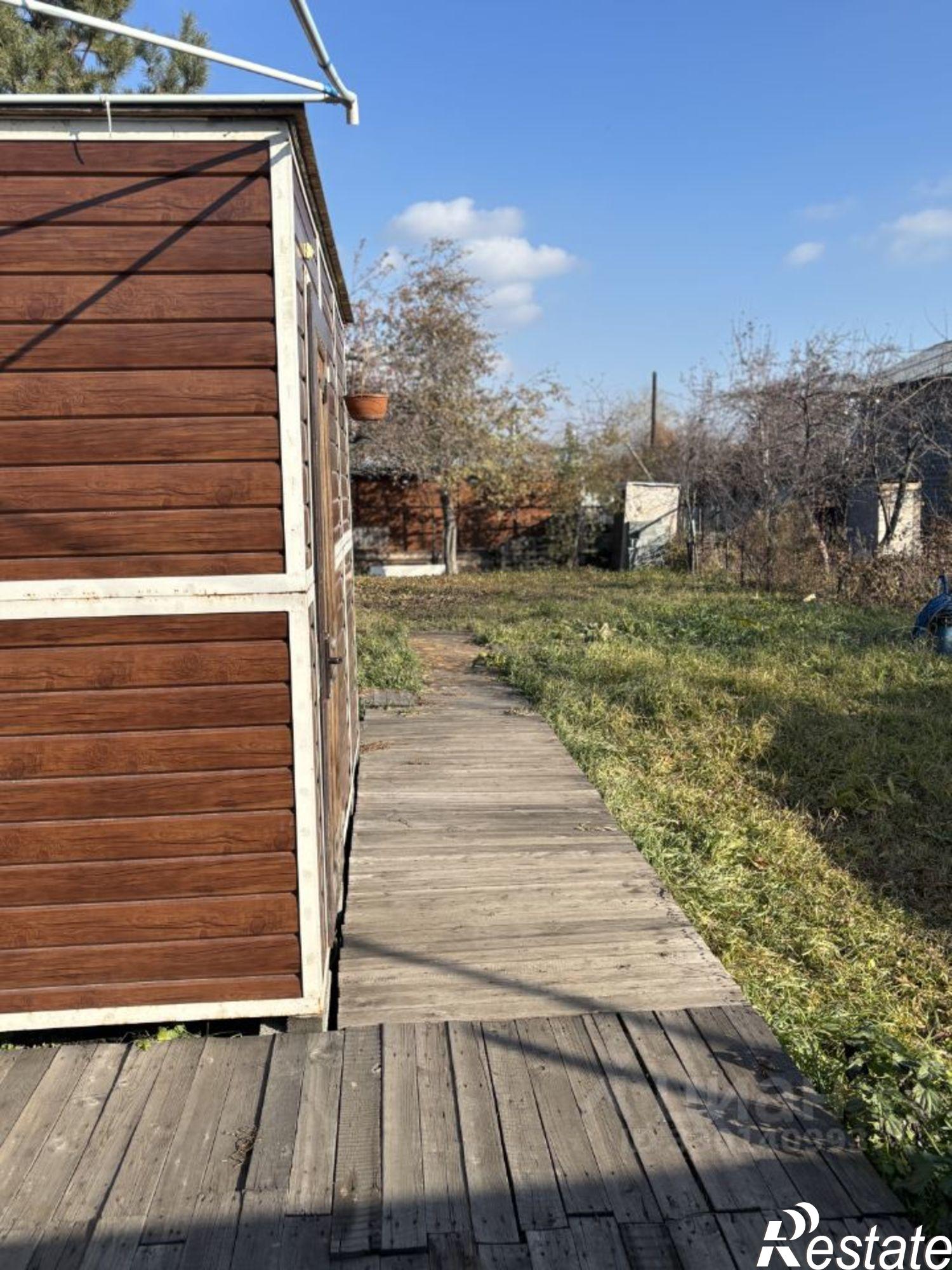 Купить дачу, дом, коттедж за 1 800 000 рублей на пл Революции, 1Б