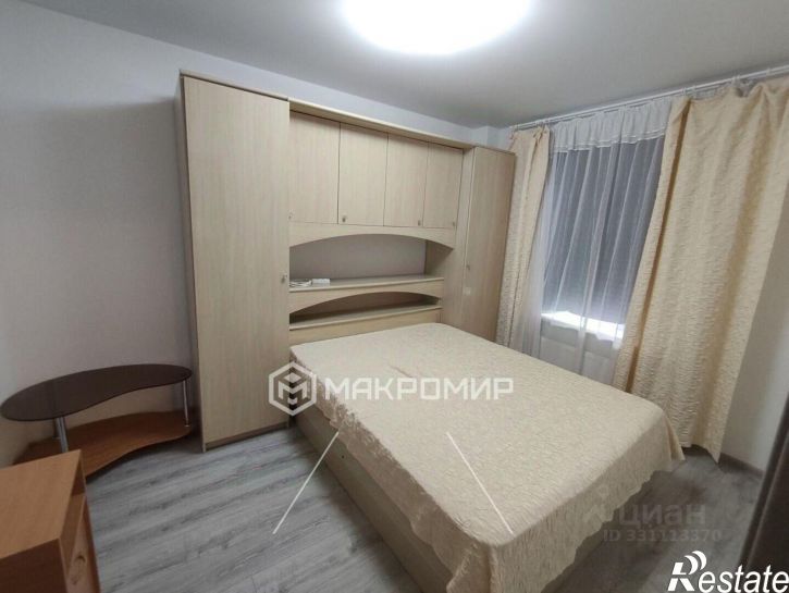 1-комн квартира ул имени ефрейтора Потехина, 2,  д. 2