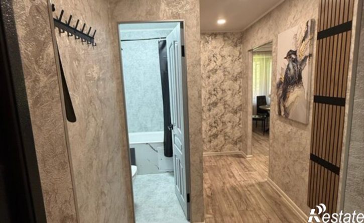 2-комн квартира улица Жукова, 50,  д. 50