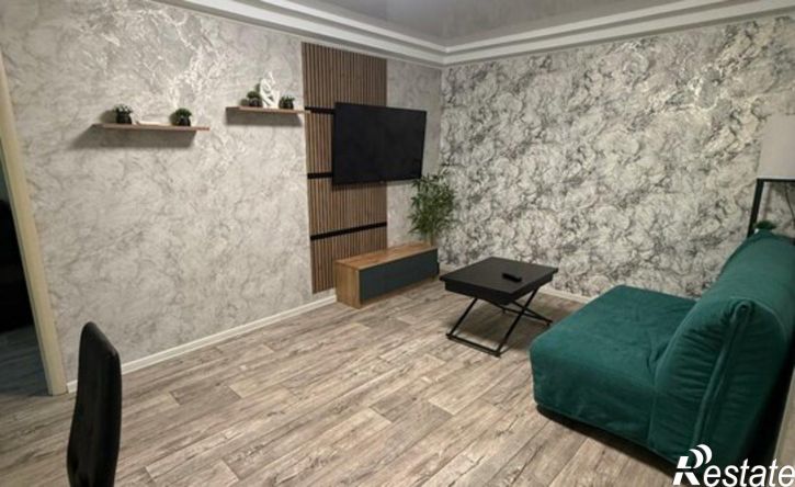 2-комн квартира улица Жукова, 50,  д. 50