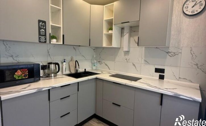 2-комн квартира улица Жукова, 50,  д. 50