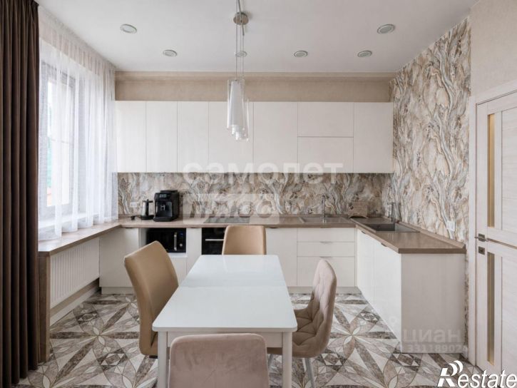 3-комн квартира ул Сони Кривой, 24,  д. 24