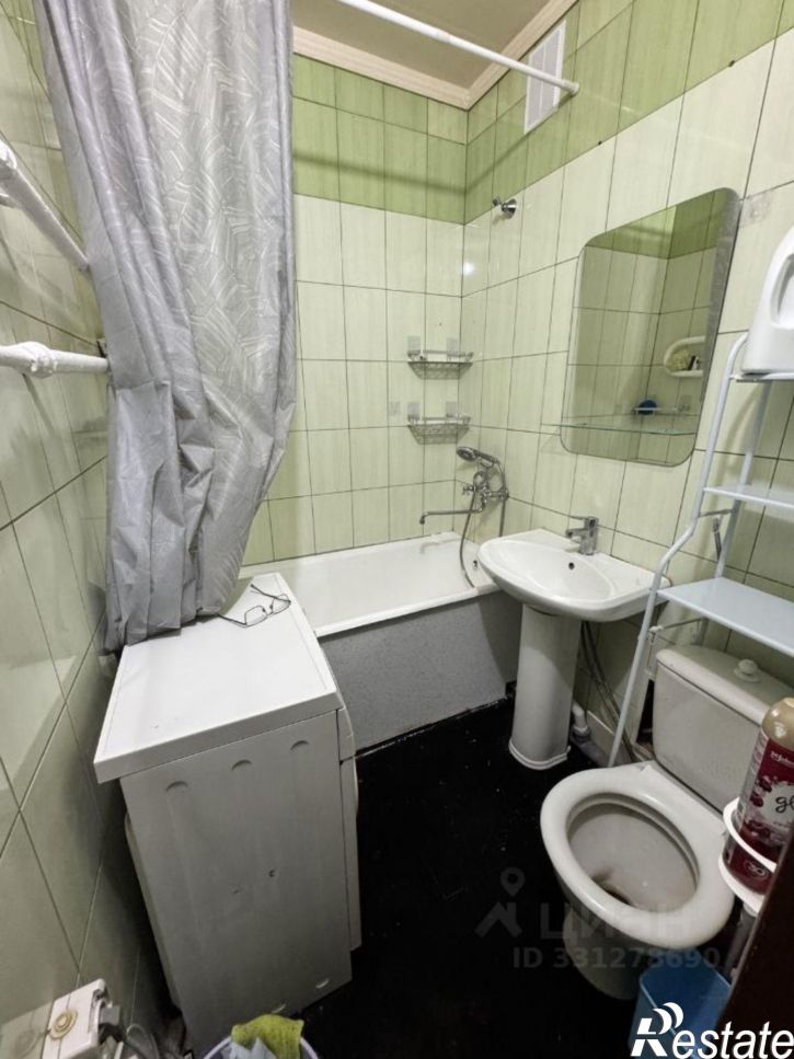 2-комн квартира улица Цвиллинга, 49,  д. 49