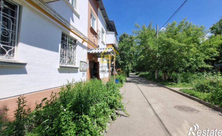 2-комн квартира улица Заслонова, 8,  д. 8