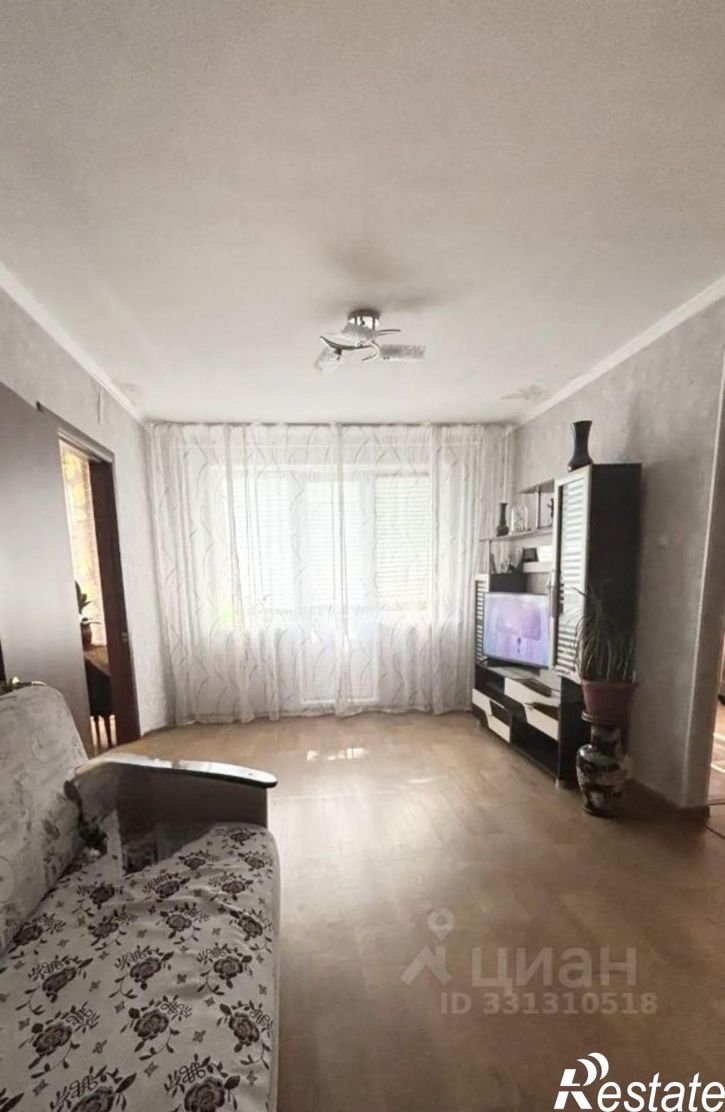 2-комн квартира Российская улица, 218,  д. 218