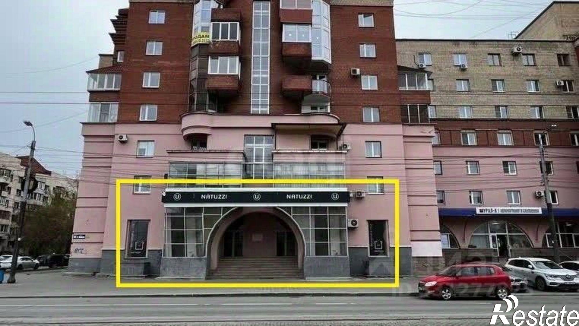 Купить торговое помещение за 24 960 200 рублей на улица Карла Маркса, 83