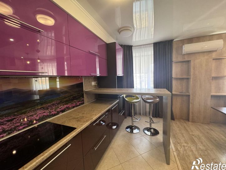 2-комн квартира ул Сергея Герасимова, 21,  д. 21