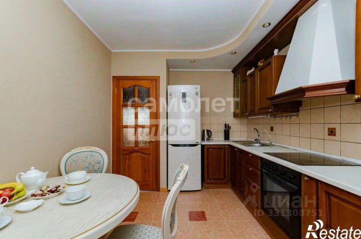 3-комн квартира улица Гайдара, 13А,  д. 13А