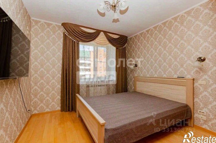 3-комн квартира улица Гайдара, 13А,  д. 13А