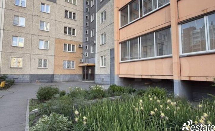 2-комн квартира улица Академика Макеева, 17,  д. 17
