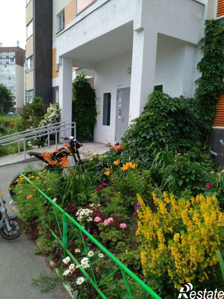 1-комн квартира ул Генерала Мартынова, 8,  д. 8