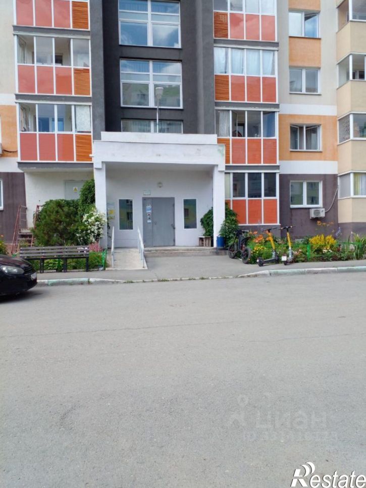 1-комн квартира ул Генерала Мартынова, 8,  д. 8