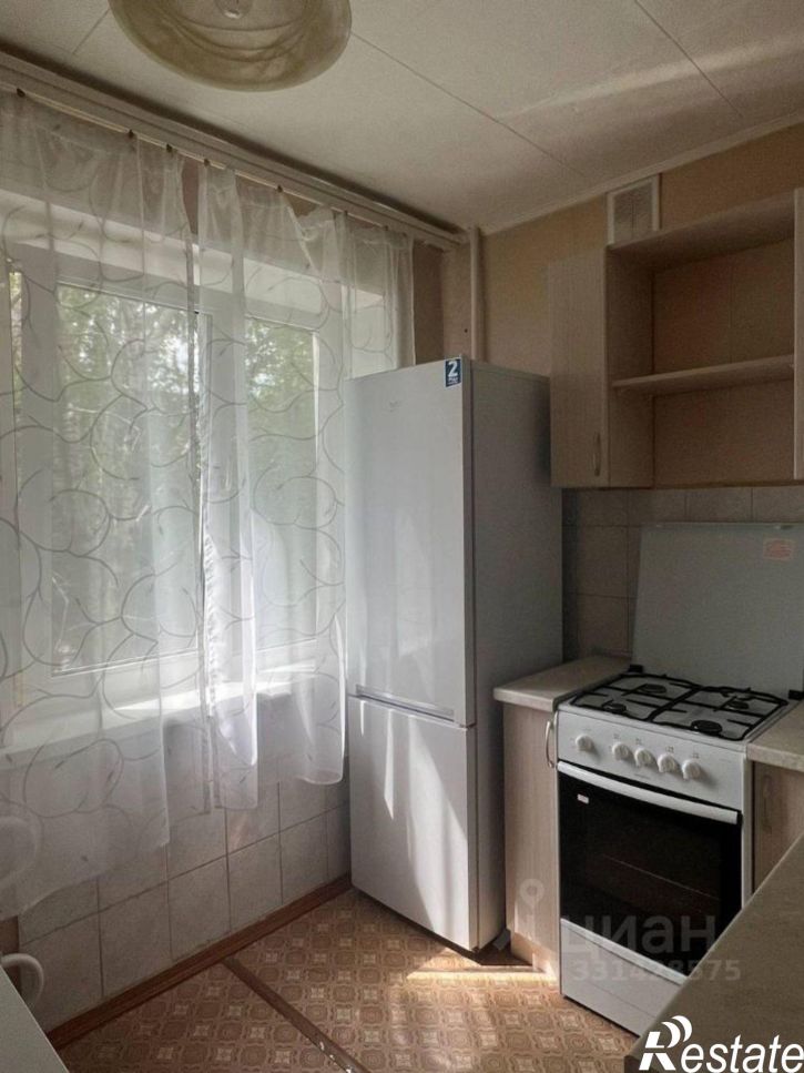 2-комн квартира Каслинская улица, 27,  д. 27