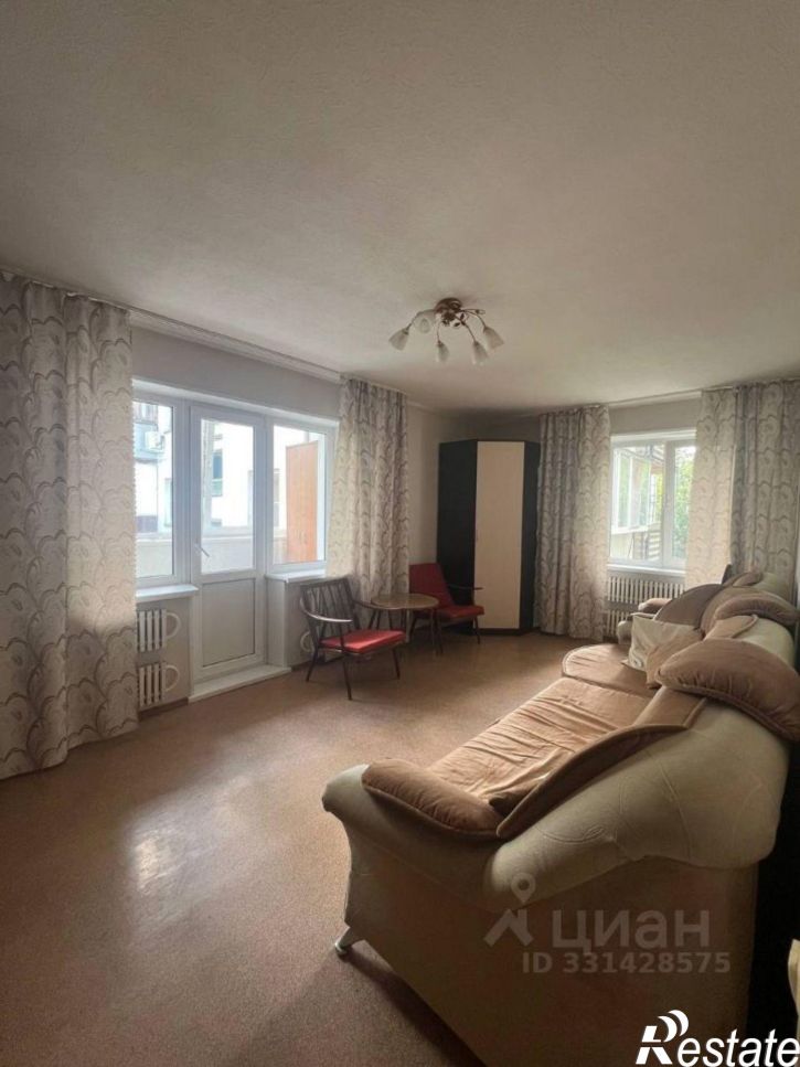 2-комн квартира Каслинская улица, 27,  д. 27