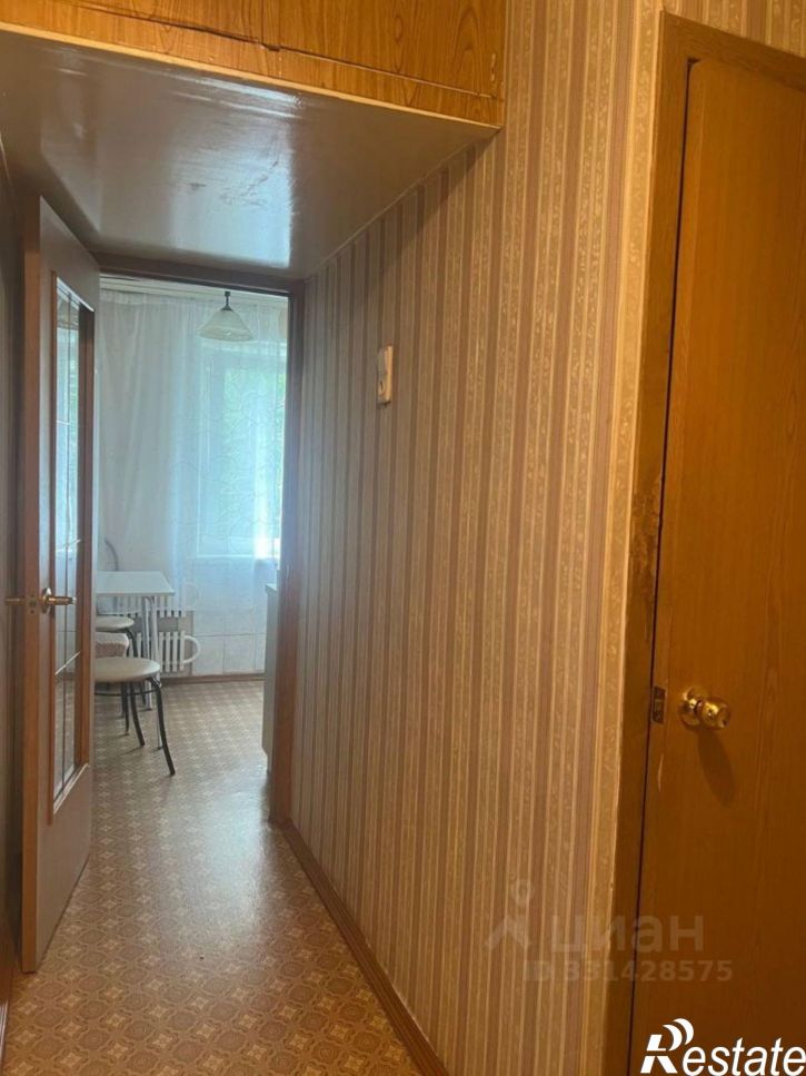 2-комн квартира Каслинская улица, 27,  д. 27