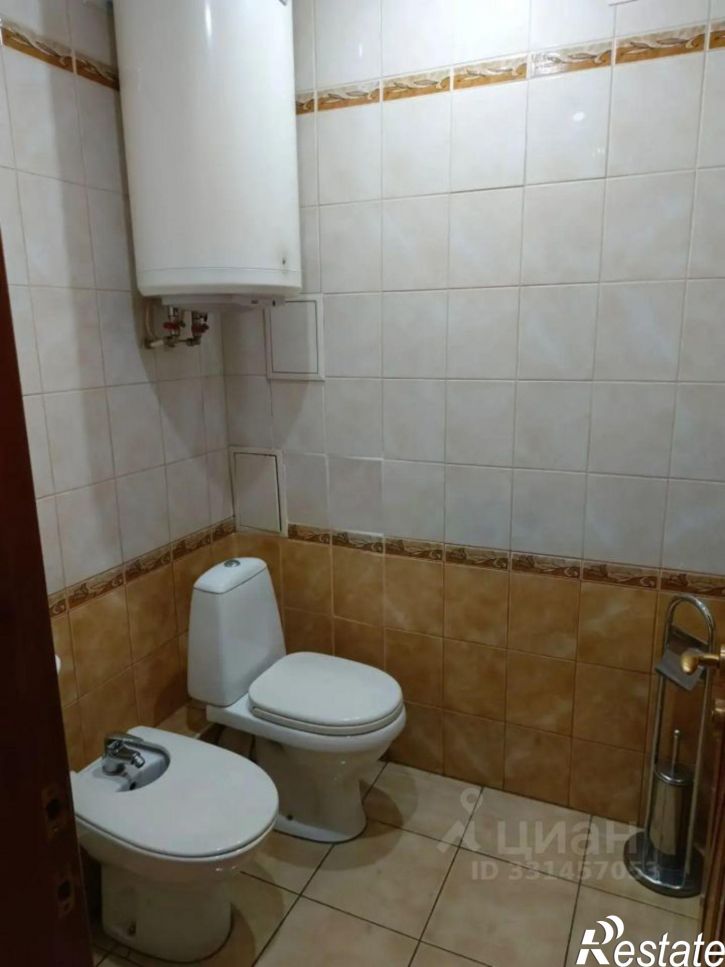 3-комн квартира ул Комарова, 127,  д. 127