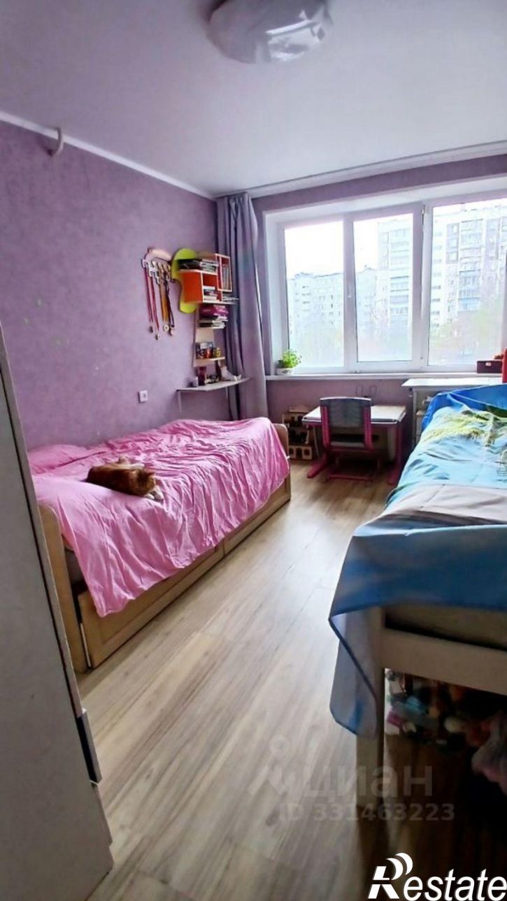 4-комн квартира улица Захаренко, 5,  д. 5