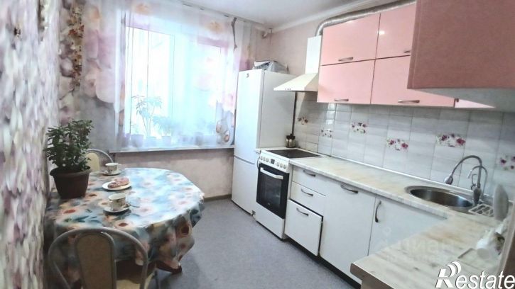 4-комн квартира улица Захаренко, 5,  д. 5