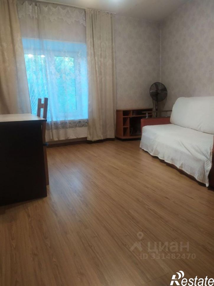 3-комн квартира ул Молодогвардейцев, 68В,  д. 68В