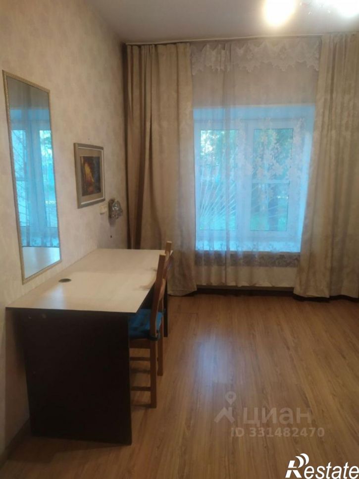3-комн квартира ул Молодогвардейцев, 68В,  д. 68В